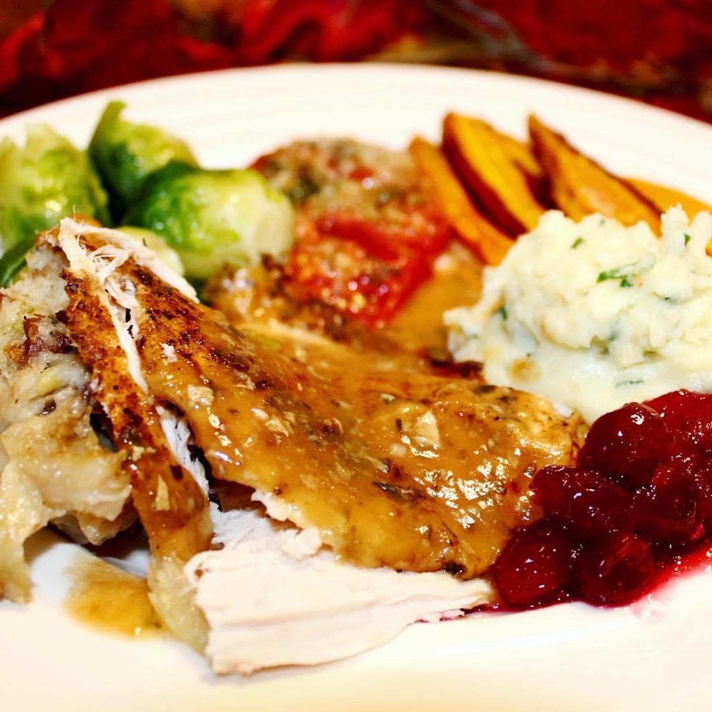 Thanksgiving Recipes: Traditional Stuffing, Roast Turkey and Turkey Gravy
